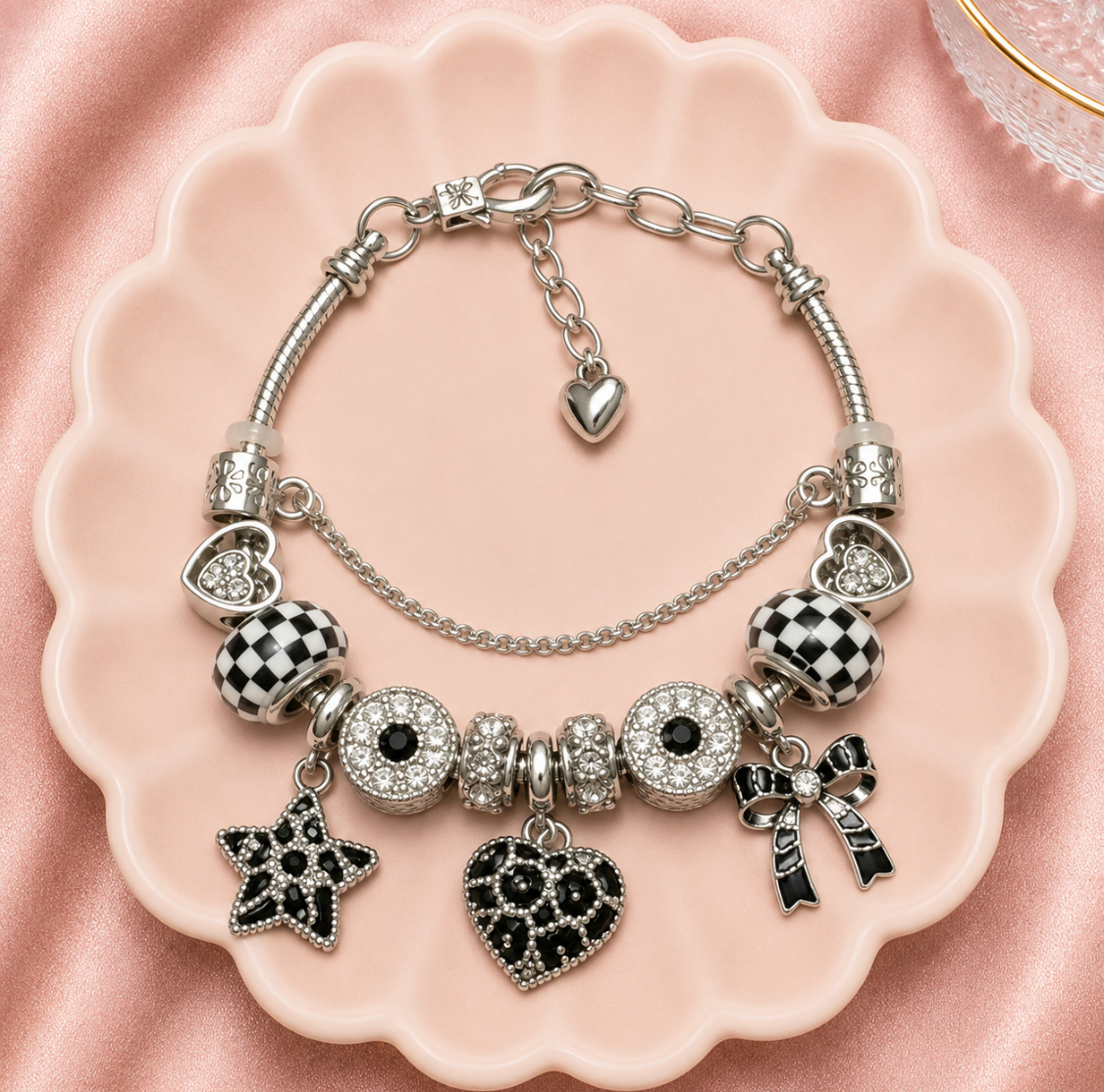 Checkered Charm - Silver